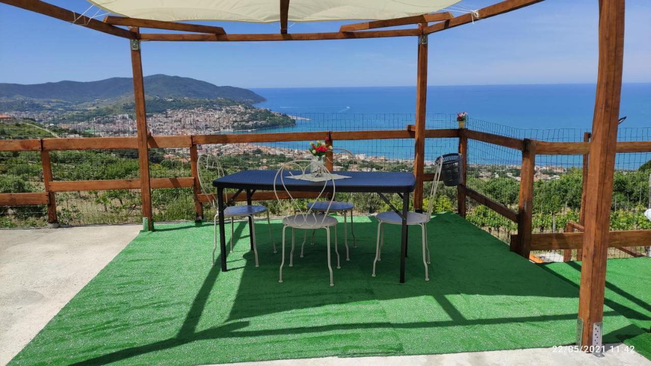 Una Terrazza Sul Mare Agropoli Bagian luar foto